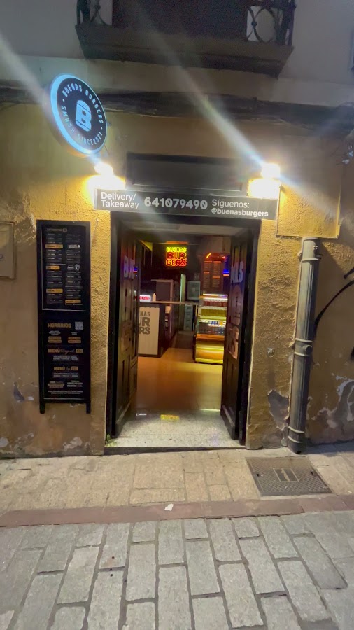 Buenas Burgers