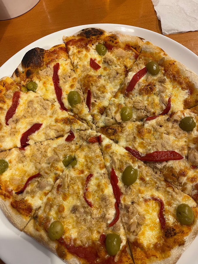 Esmara pizzas