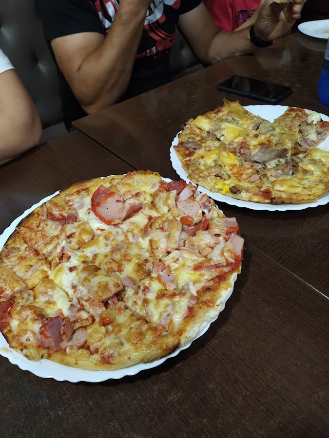 Pizzeria Cafeteria Hilton