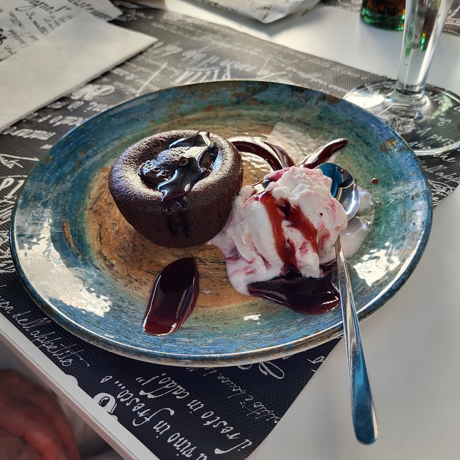Amuras Gastrobar