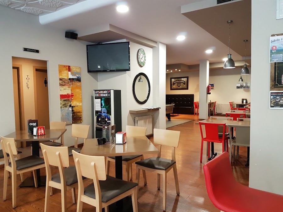 Bar Oriel