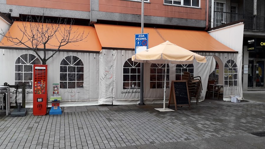 Bar restaurante A Batea De Juan