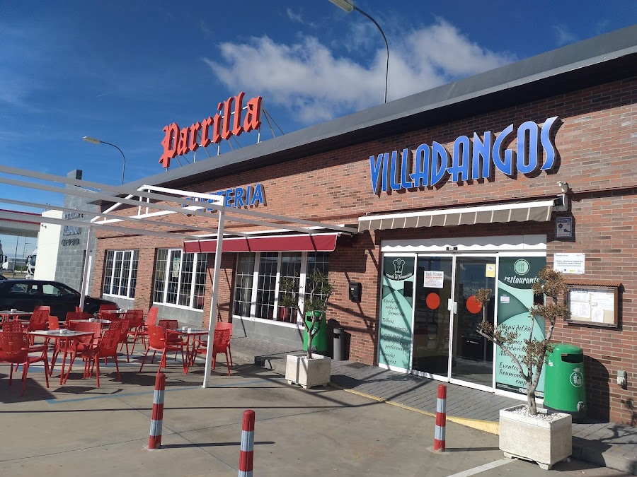 RESTAURANTE CASA AGARA VILLADANGOS